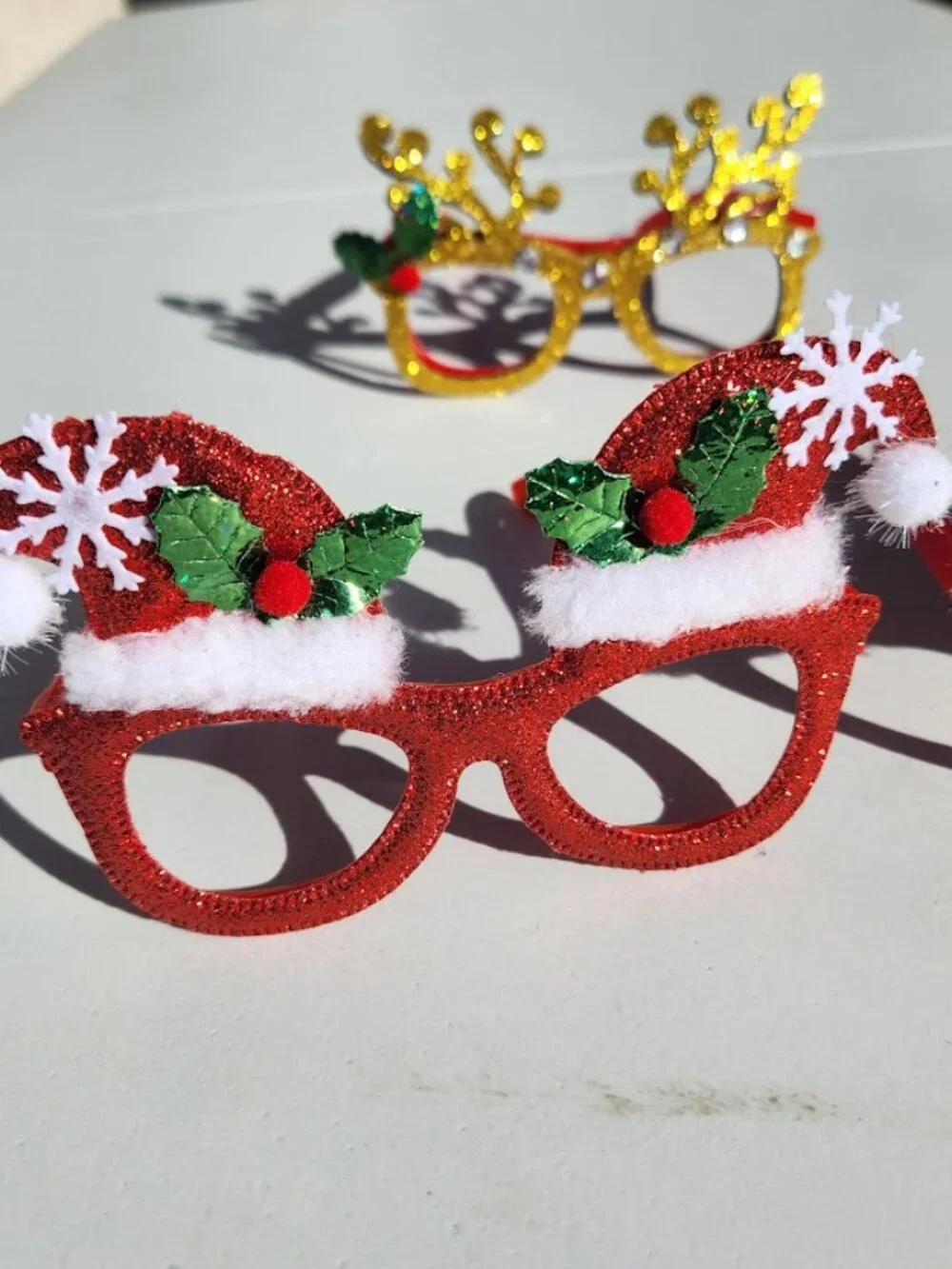 NEW Sunglasses Christmas Holiday Birthday Party Stocking Stuffer Party Favors Gl